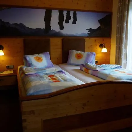 Alpengruss Pensjonat *